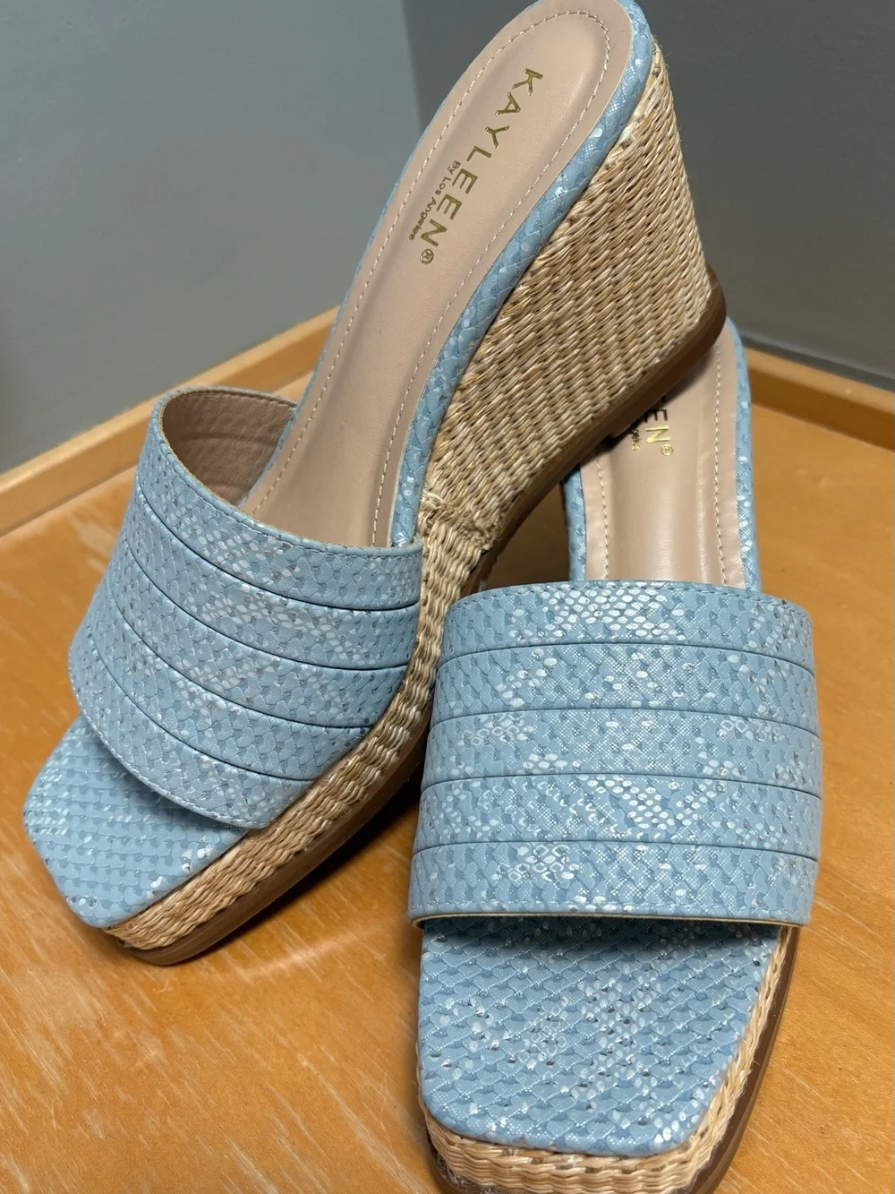 Kayleen Blue Snakeskin Print Espadrille Wedge Slides Size 10 NWOB
